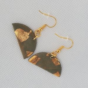 Handmade clay earrings Olive and Gold